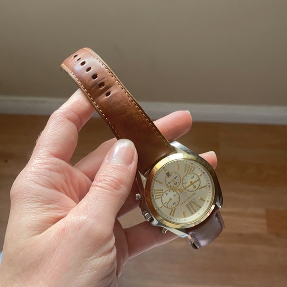 Genuine Calfskin Leather Michael Kors Watch - Picture 6 of 8